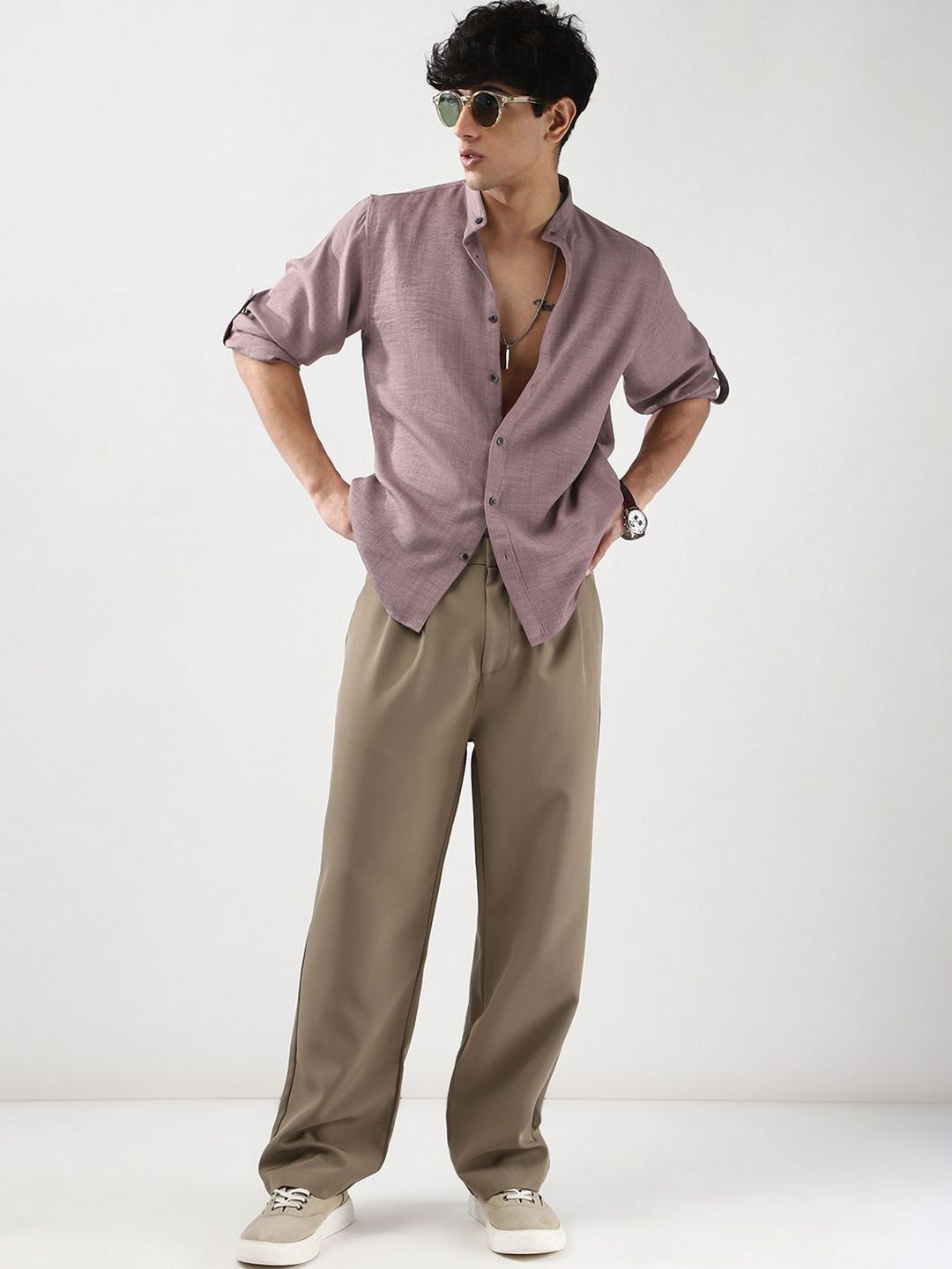 Urbano Fashion Men Purple Solid Linen Full Sleeve Relaxed Fit Mandarin Collar Casual Shirt