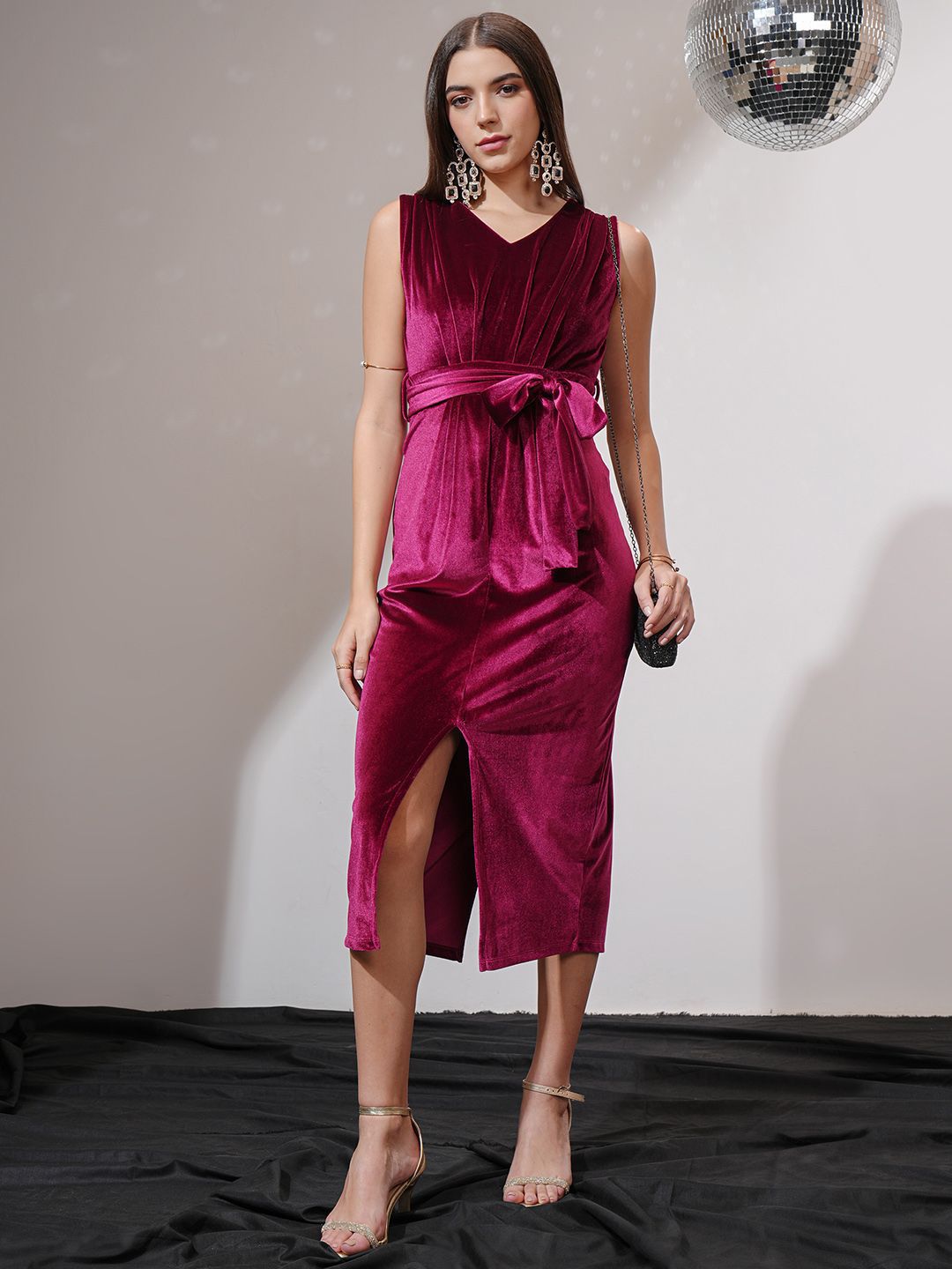ESPYR By Tokyo Talkies Women Velvet Wrap Midi Dress