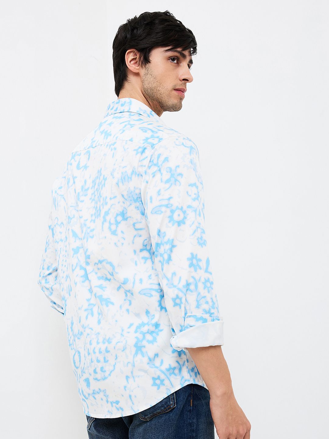SPYKAR Men Slim Fit Spread Collar Floral Printed Cotton Casual Shirt