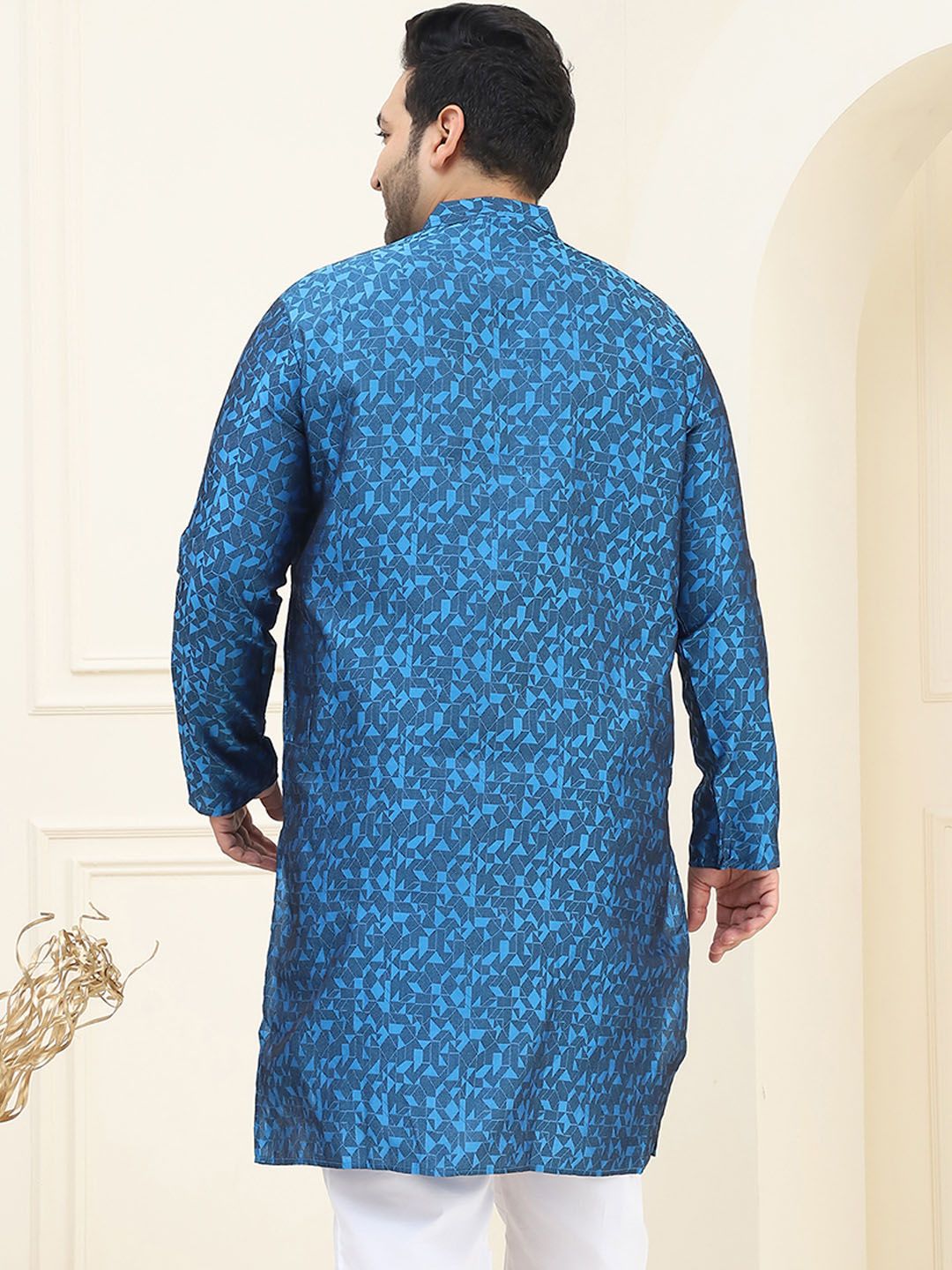 SOJANYA PLUS Size Geometric Mandarin Collar Straight Kurta