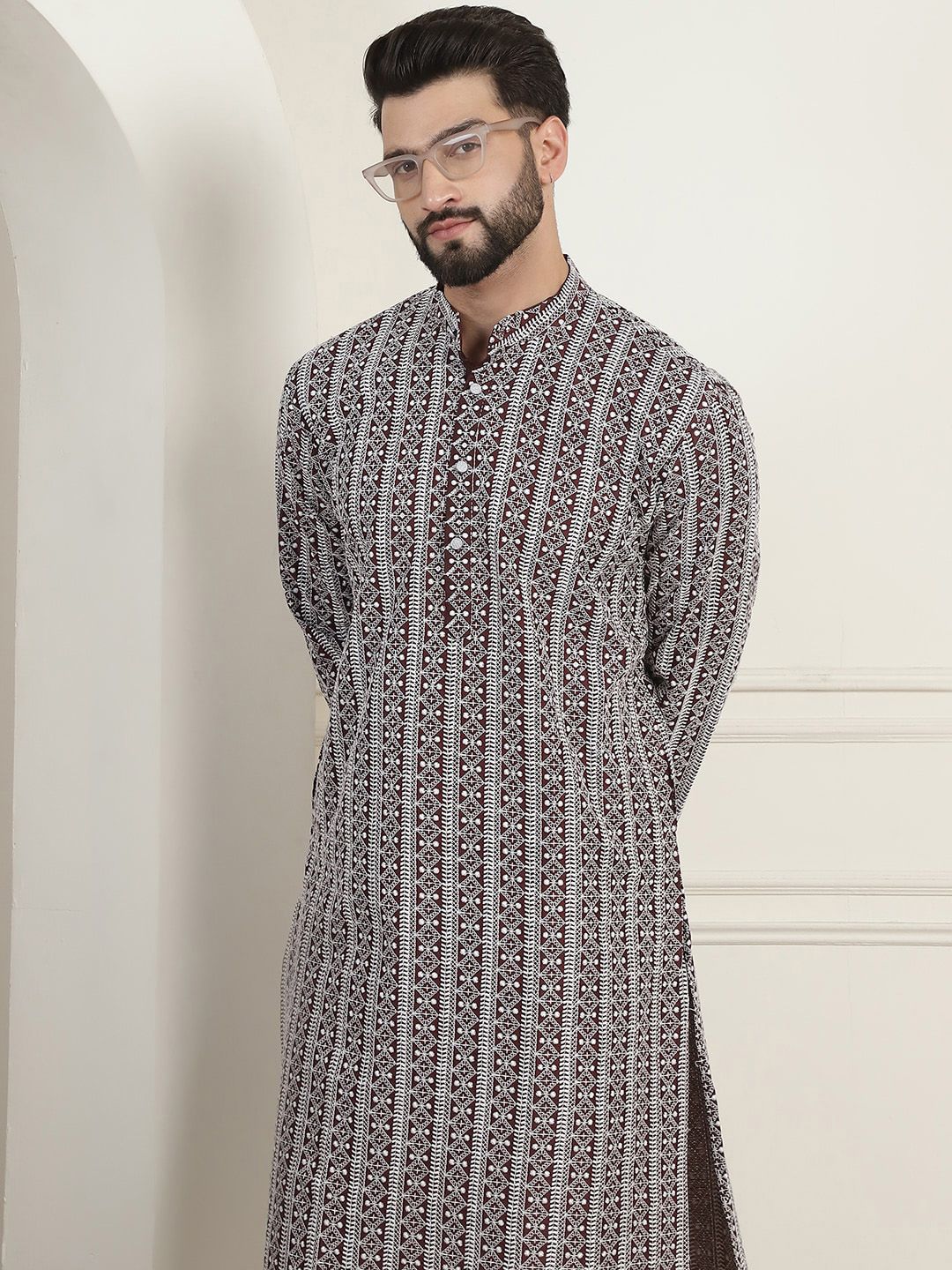 Anouk Sulam Kapas Tulen Kolar Mandarin Lengan Panjang Kurta Lurus Dengan Churidar