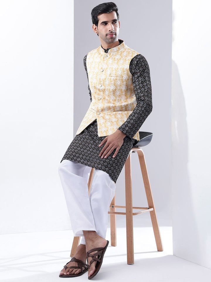 Anouk Men Printed Kurta Biasa dengan Set Kurta Piyama