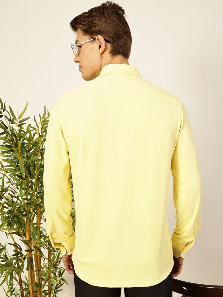Thomas Scott Men Premium Spread Collar Solid Slim Fit Casual Shirt