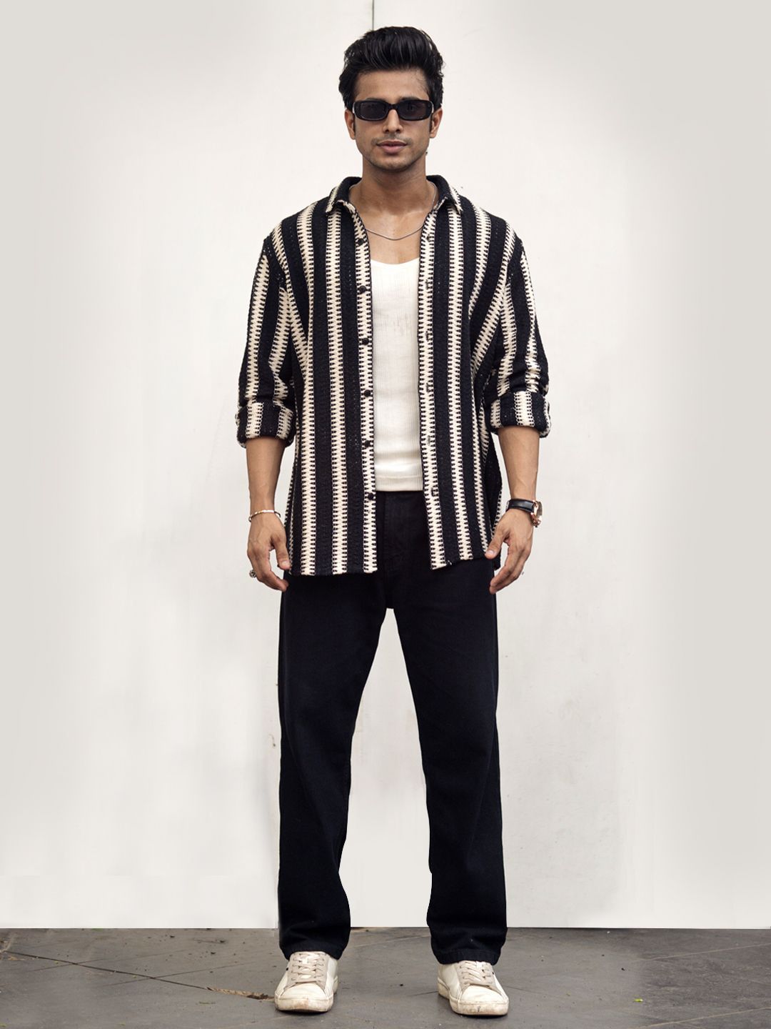 Powerlook Men Abstract Printed Spread India Slim Collar Casual Shirt