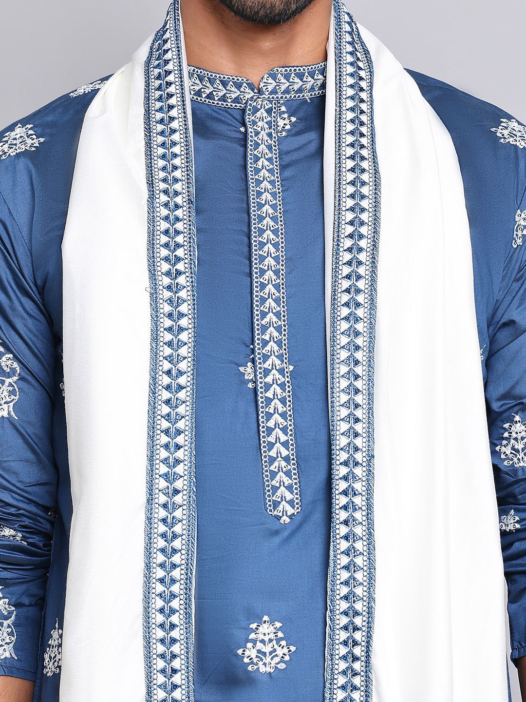 Jompers Floral Embroidered Sequinned Silk Cotton Straight Kurta with Pyjamas & Dupatta