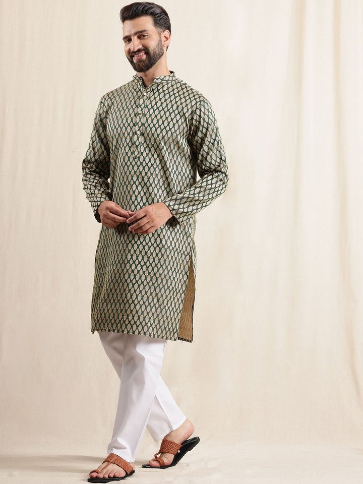 Anouk Floral Woven Design Mandarin Collar Straight Kurta With Pyjamas & Nehru Jacket