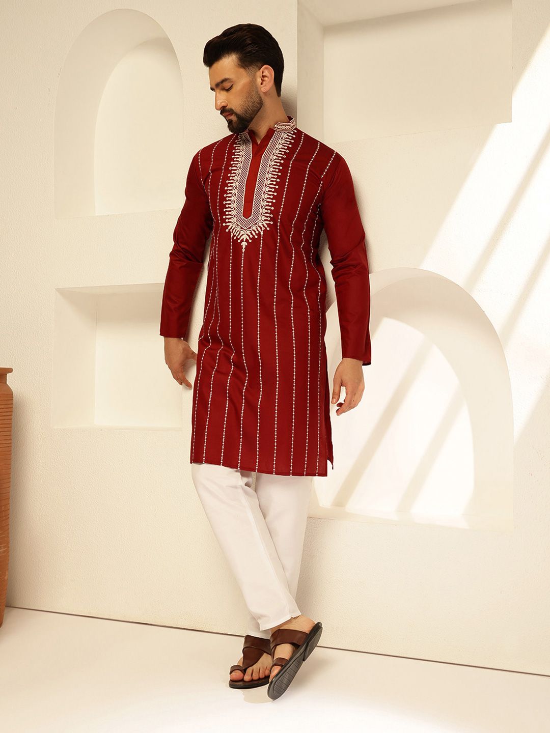 SOJANYA Geometric Embroidered Mandarin Collar Thread Work Cotton Silk Straight Kurta