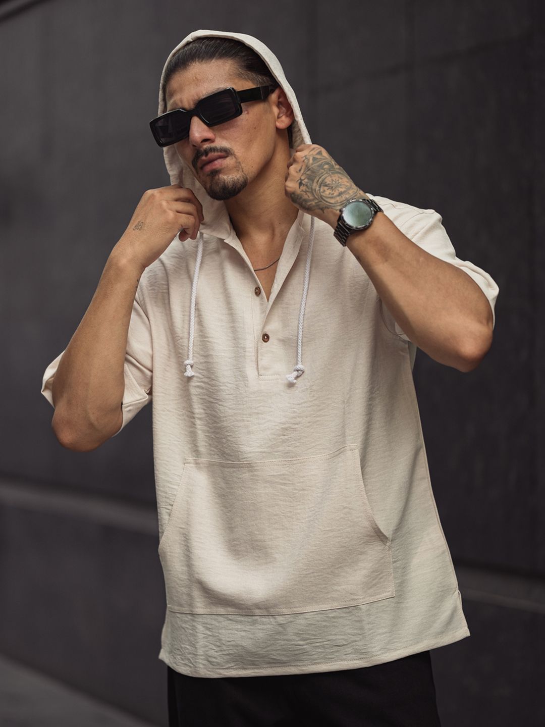 Powerlook Men Hooded Drop-Shoulder Sleeves T-shirt
