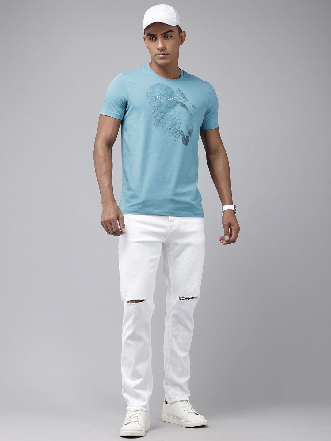 SPYKAR Printed Slim Fit T-shirt