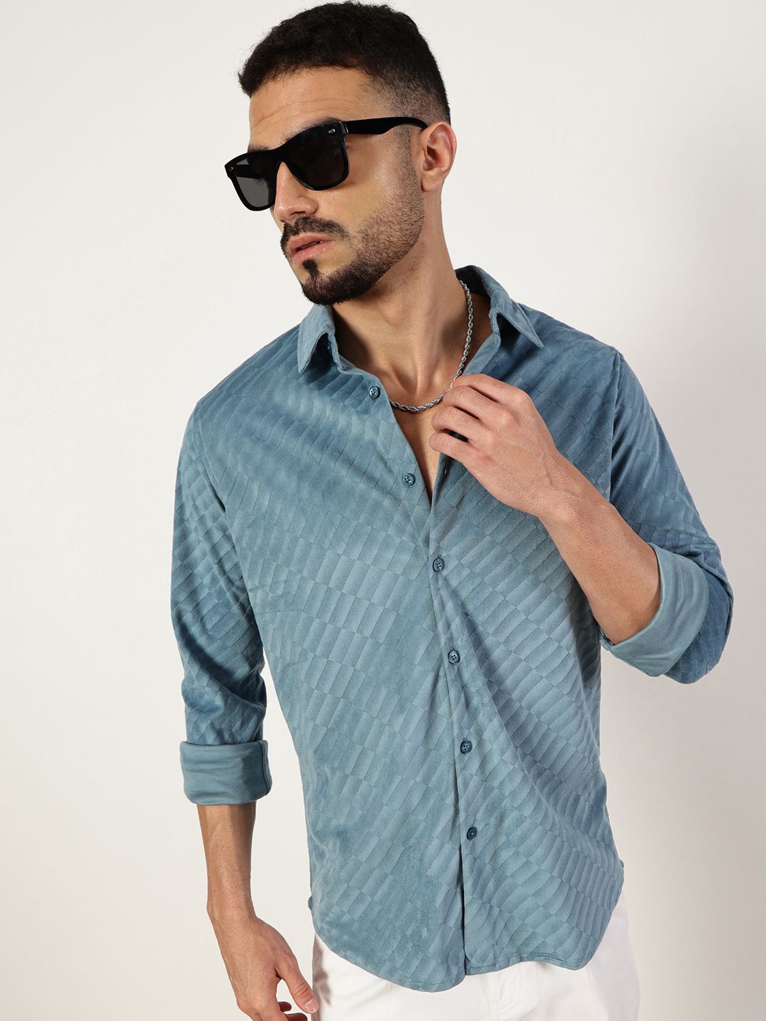 Thomas Scott Men Premium Spread Collar Textured Slim Fit Casual Shirt