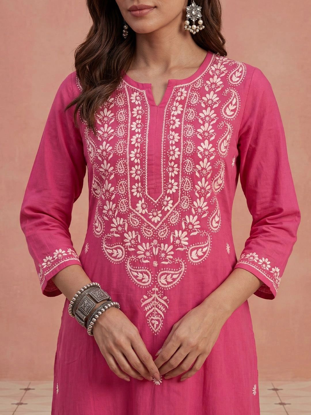 House of Chikankari Women Embroidered Chikankari Kurta