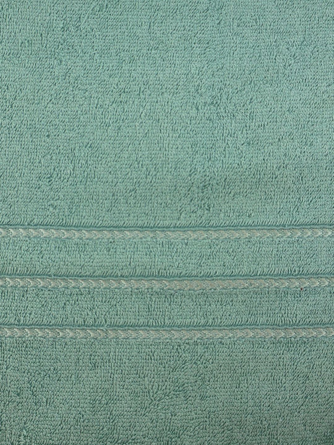 BOMBAY DYEING Flora Lavender 1 Pcs 400 GSM Pure Cotton Solid Bath Towel