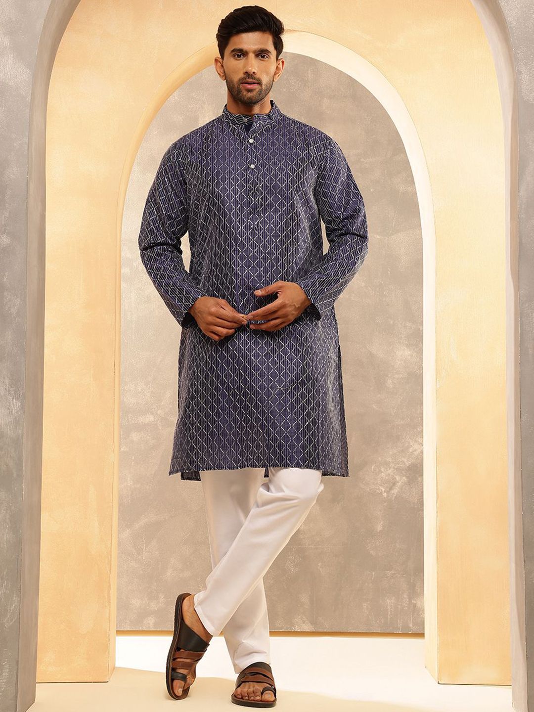 Anouk Men Striped Kurta with Pyjama