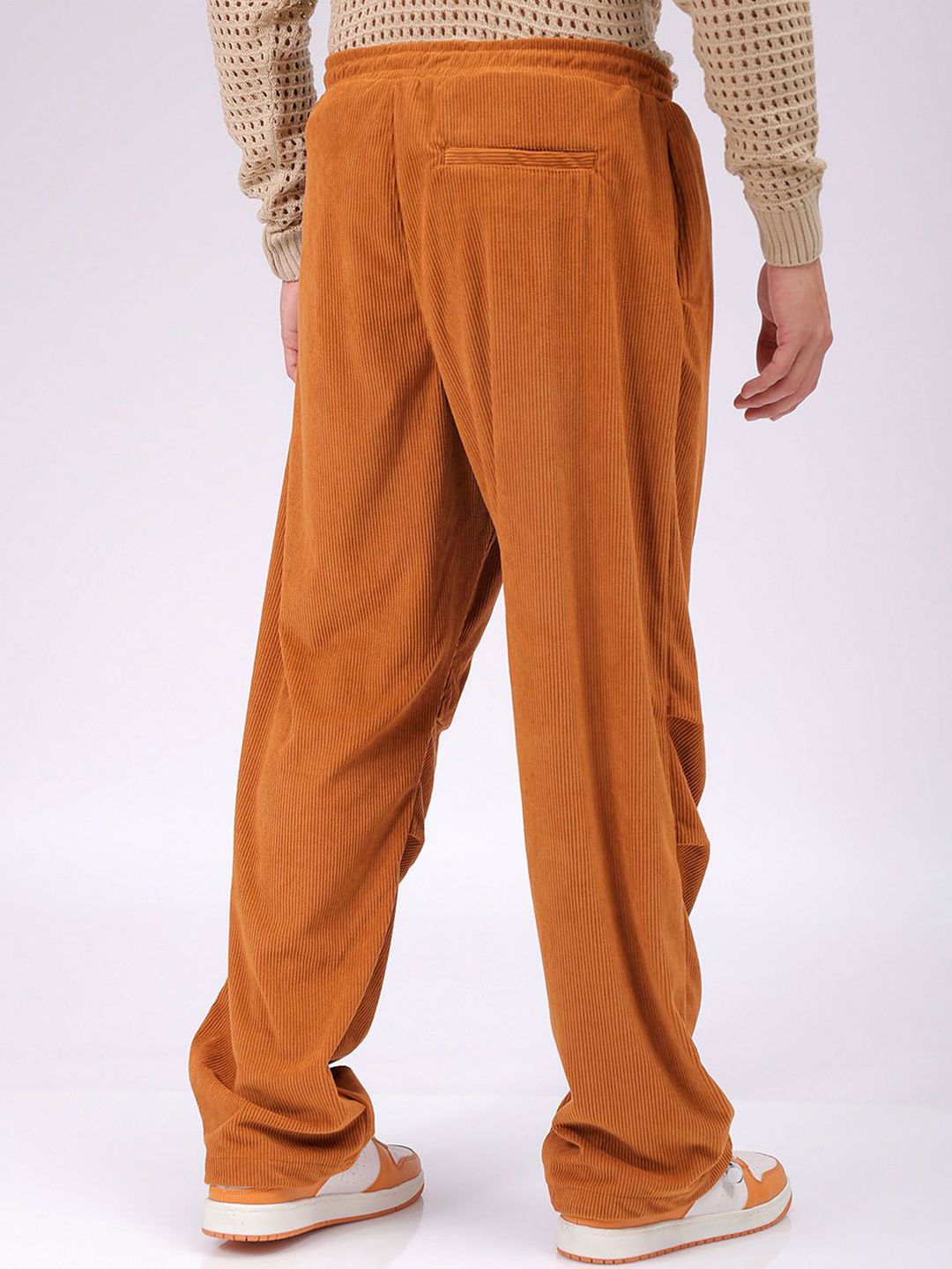The Indian Garage Co Men Textured Tapered Fit Pleated Joggers
