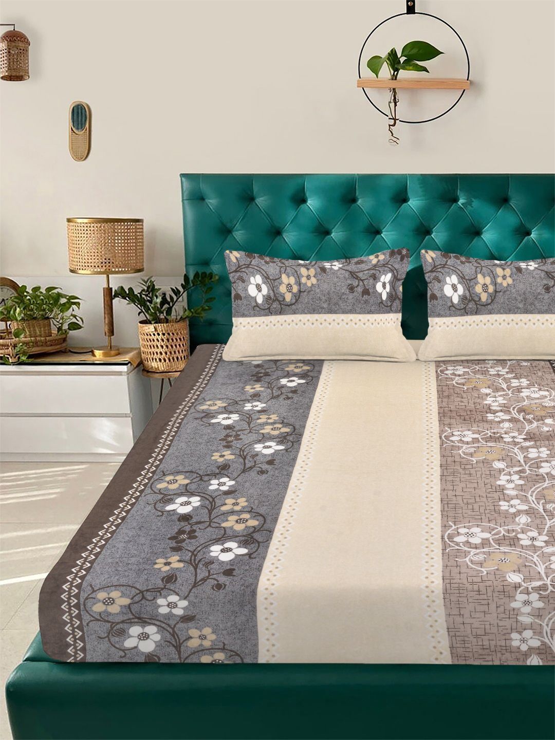 KLOTTHE Grey Geometri Printed Flat 300 TC Woolen King Double Bedsheet Dengan 2 Sarung Bantal