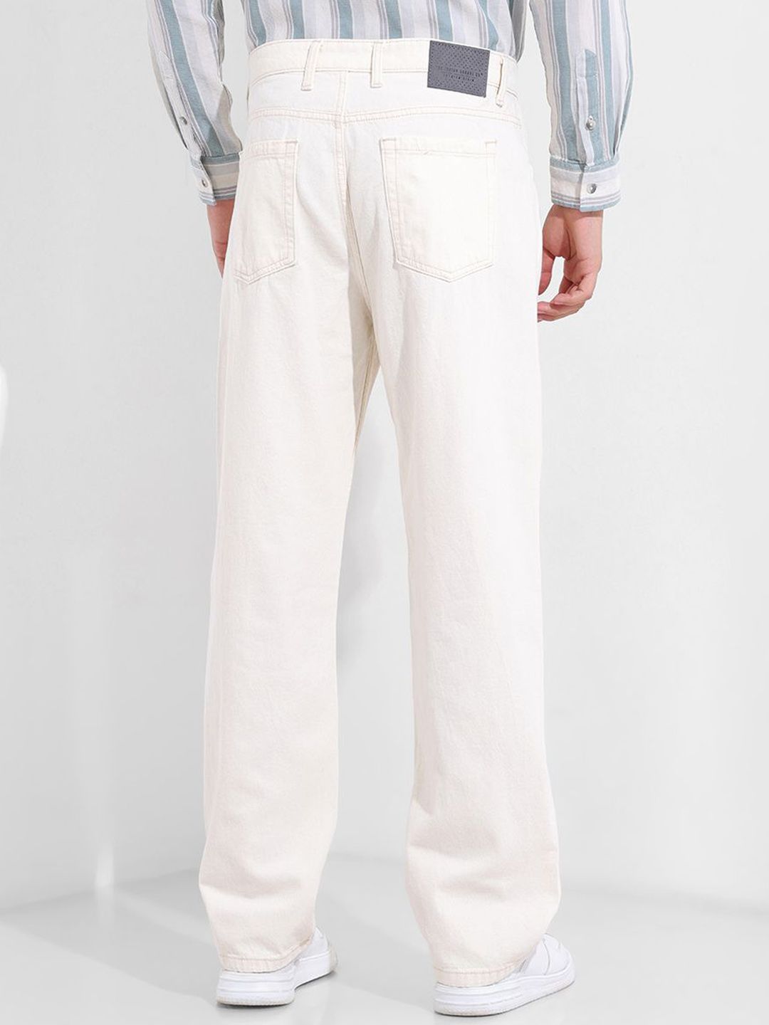 The Indian Garage Co Men Cotton Relaxed Fit Mid-Rise Jeans