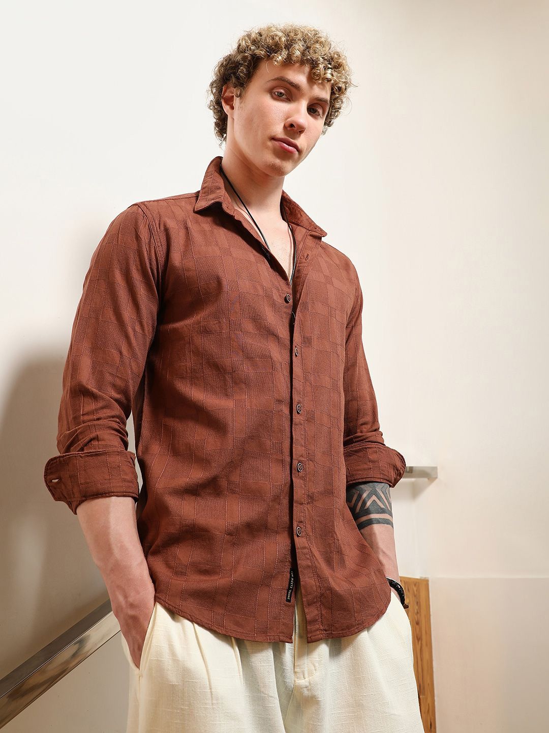 Campus Sutra Comfort Textured Spread Collar Cotton Casual Shirt