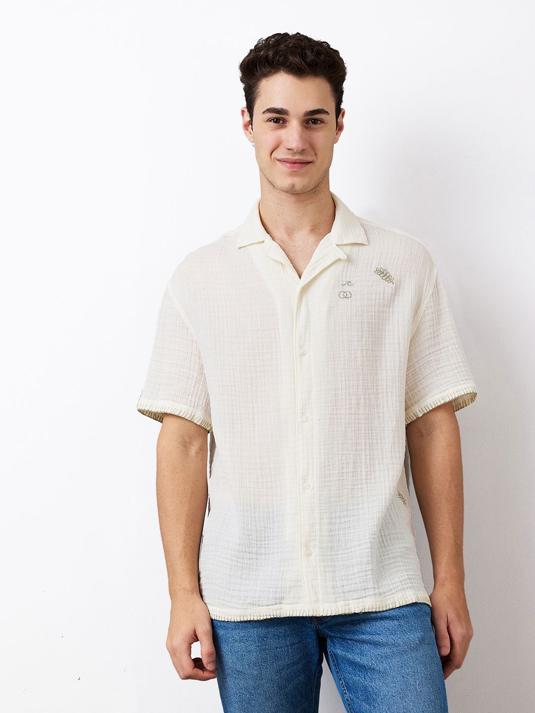 SPYKAR Men Relaxed Fit Cuban Collar Textured Cotton Casual Shirt