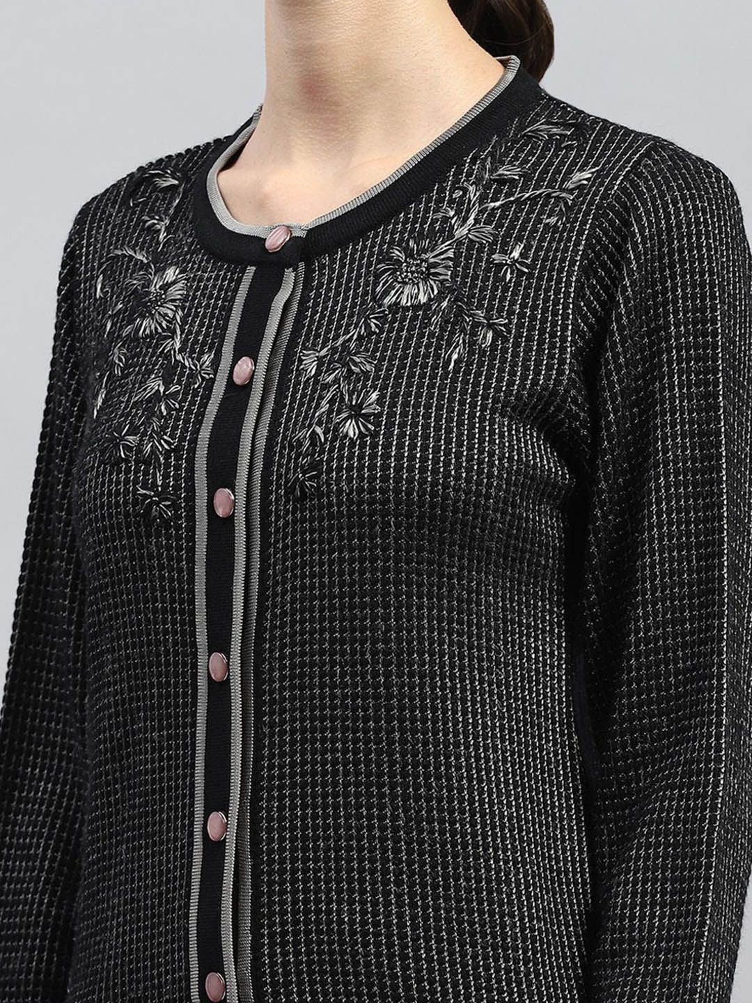 Monte Carlo Women Floral Embroidered Cardigan