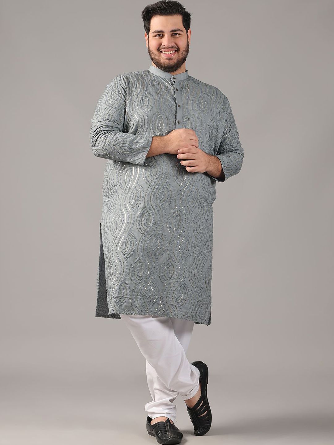 SOJANYA PLUS Plus Size Men Floral Embroidered Pure Cotton Straight Kurta & Pyjamas