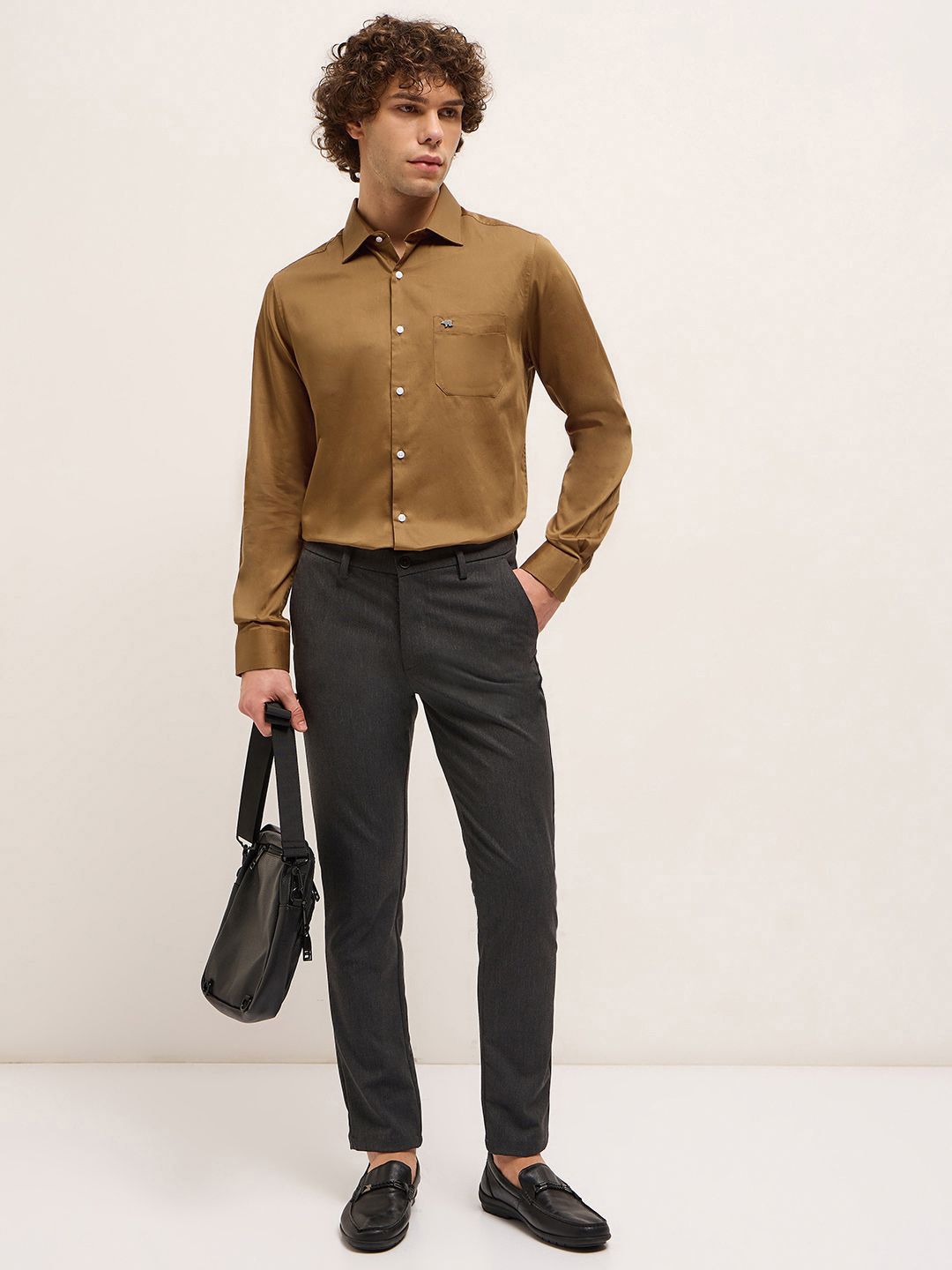 THE BEAR HOUSE Men Tailored Fit Opaque Formal Shirt