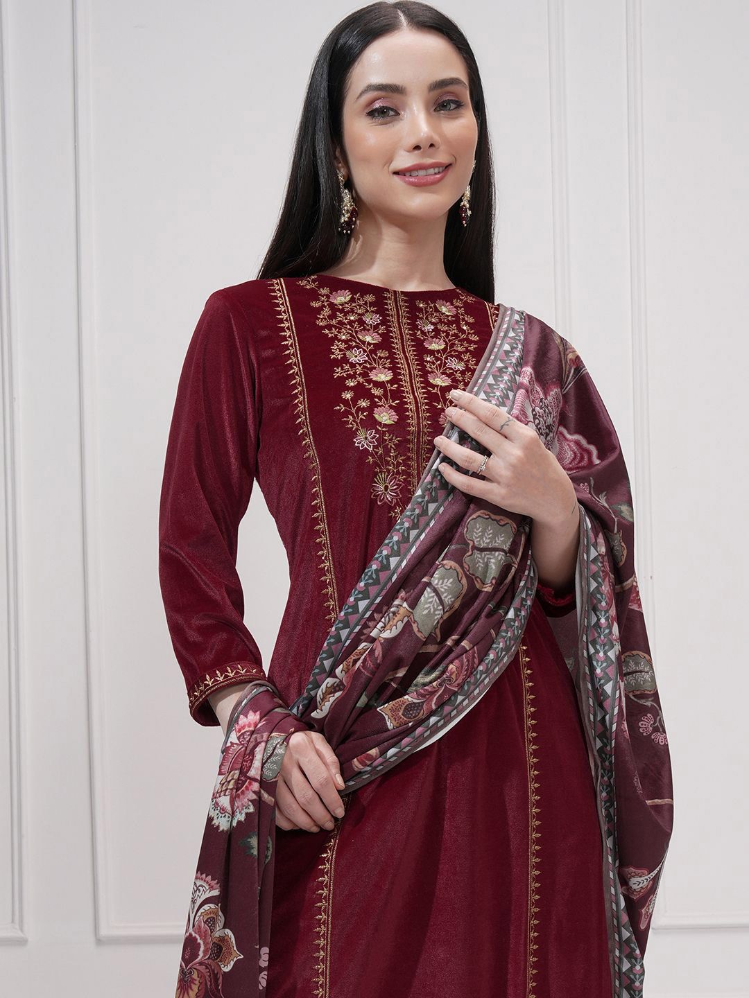 Vishudh Floral Yoke Design Round Neck Thread Work Straight Kurta With Trousers & Dupatta