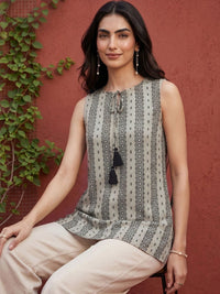 Mamicha Geometric Print Top