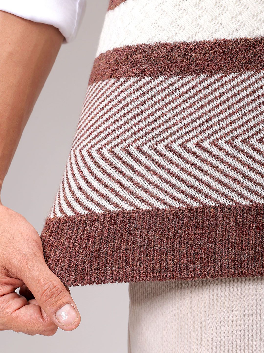 The Indian Garage Co Men Striped V-Neck Pullover