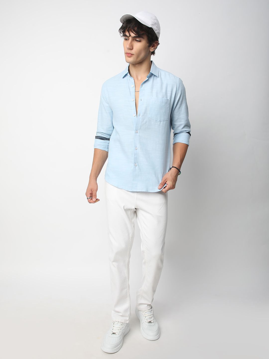 VASTRADO Men Classic Cutaway Collar Textured Cotton Slim Fit Casual Shirt