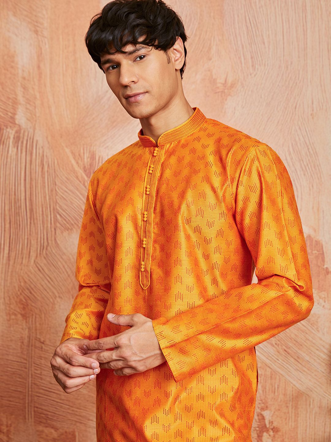 VASTRAMAY Geometric Woven Design Mandarin Collar Jacquard Silk Straight Kurta