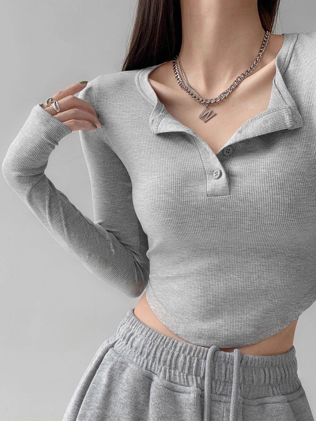 DressBerry Women V-Neck Extended Sleeves Pockets T-shirt