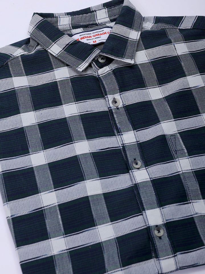 The Indian Garage Co Men Spread Collar Checked Slim Fit Casual Shirt