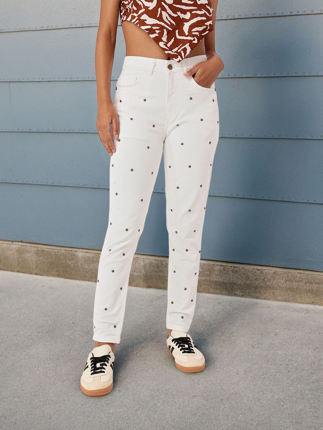 DressBerry Women Soft Edge Mom Fit Embellished Jeans