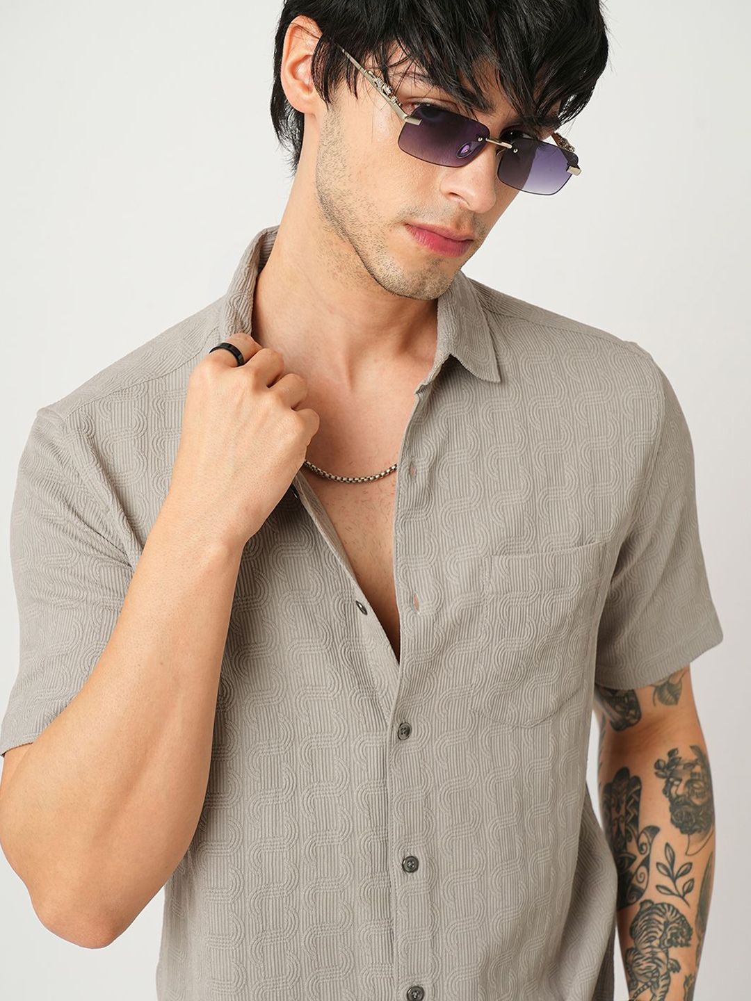 VASTRADO Men Classic Spread Collar Textured Slim Fit Casual Shirt