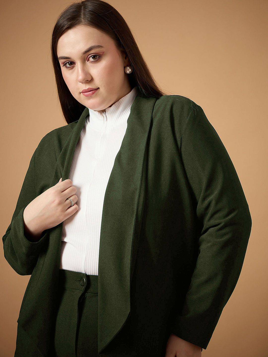 SASSAFRAS Curve Plus Size Shawl Collar Long Sleeves Blazer With Straight Pants