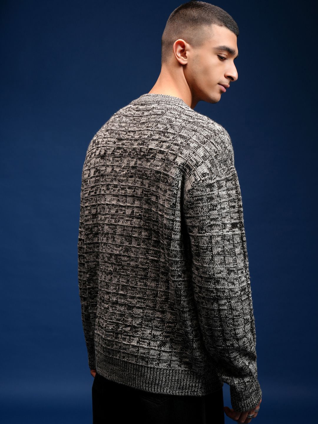 HIGHLANDER Men Round Neck Cable Knit Pullover