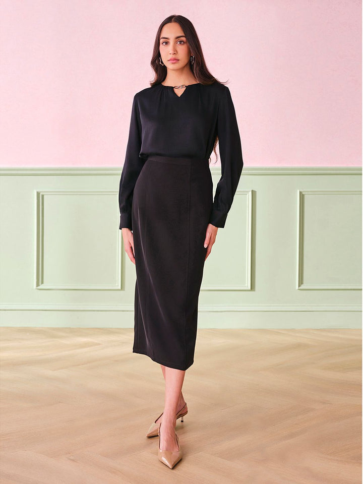 AND Keyhole Neck Cuffed Sleeves Top