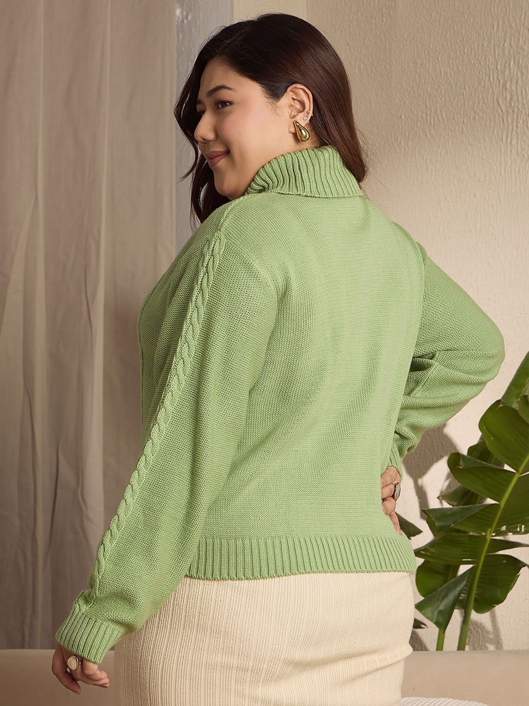 Berrylush Curve Women Cable Knit Self Design Pullover