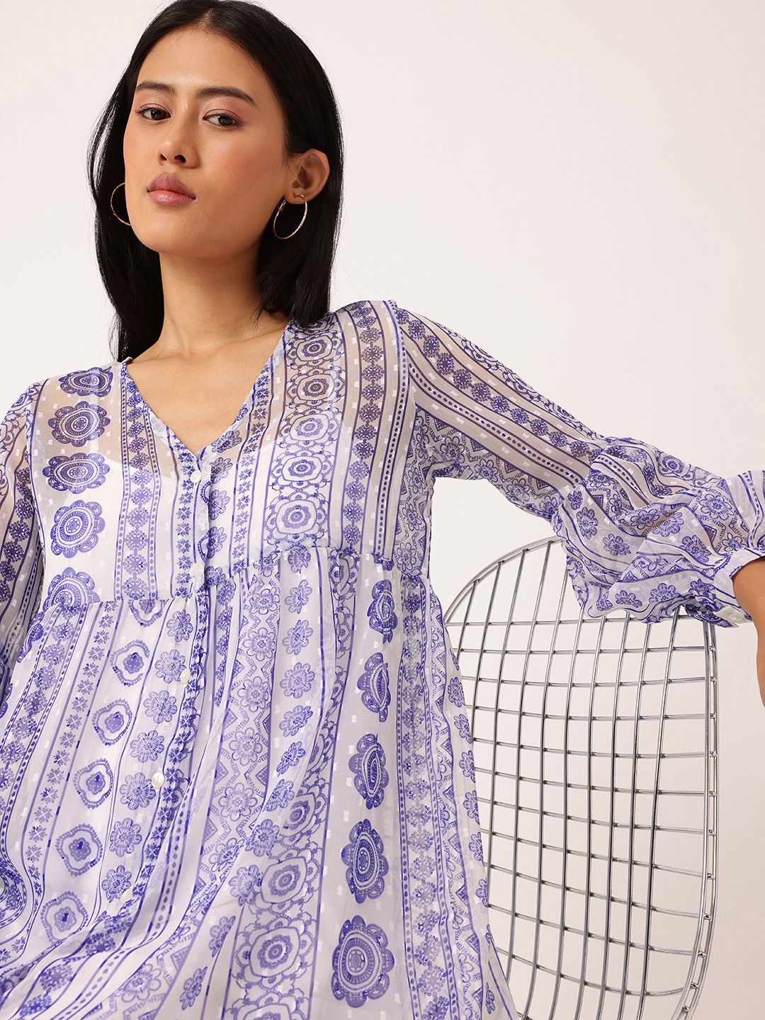 DressBerry Glamorous Chic Printed A-Line Dobby Dress With A Inner Slip