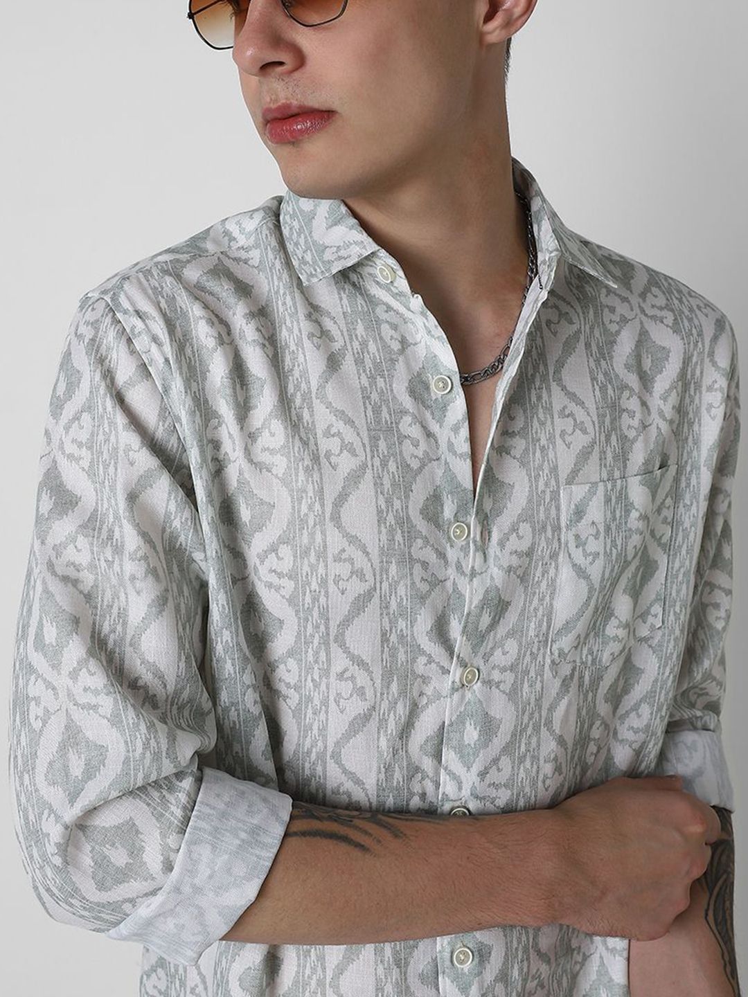 VASTRADO Men Classic Slim Fit Opaque Printed Casual Shirt