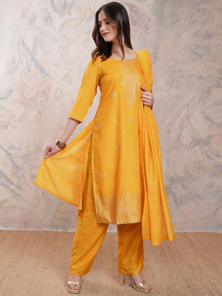 Vishudh Ethnic Motifs Printed Straight Kurta With Trousers & Dupatta