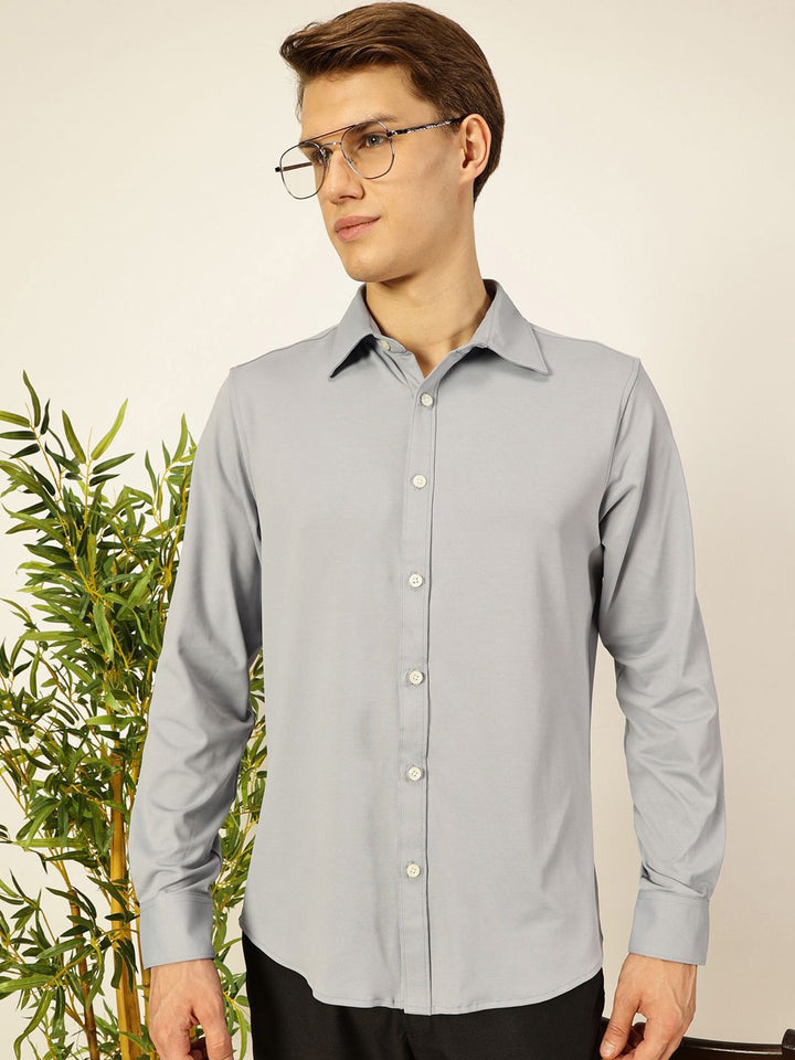 Thomas Scott Men Premium Spread Collar Solid Slim Fit Casual Shirt