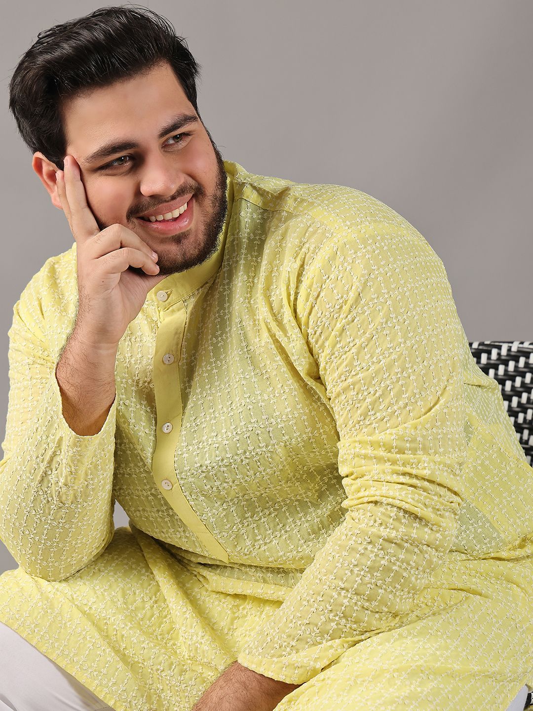 SOJANYA PLUS Size Floral Embroidered Thread Work Band Collar Pure Cotton Straight Kurta