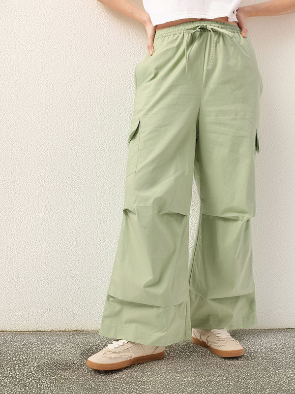 DressBerry Women Indie Street Smart In Cargo Grooves Trousers