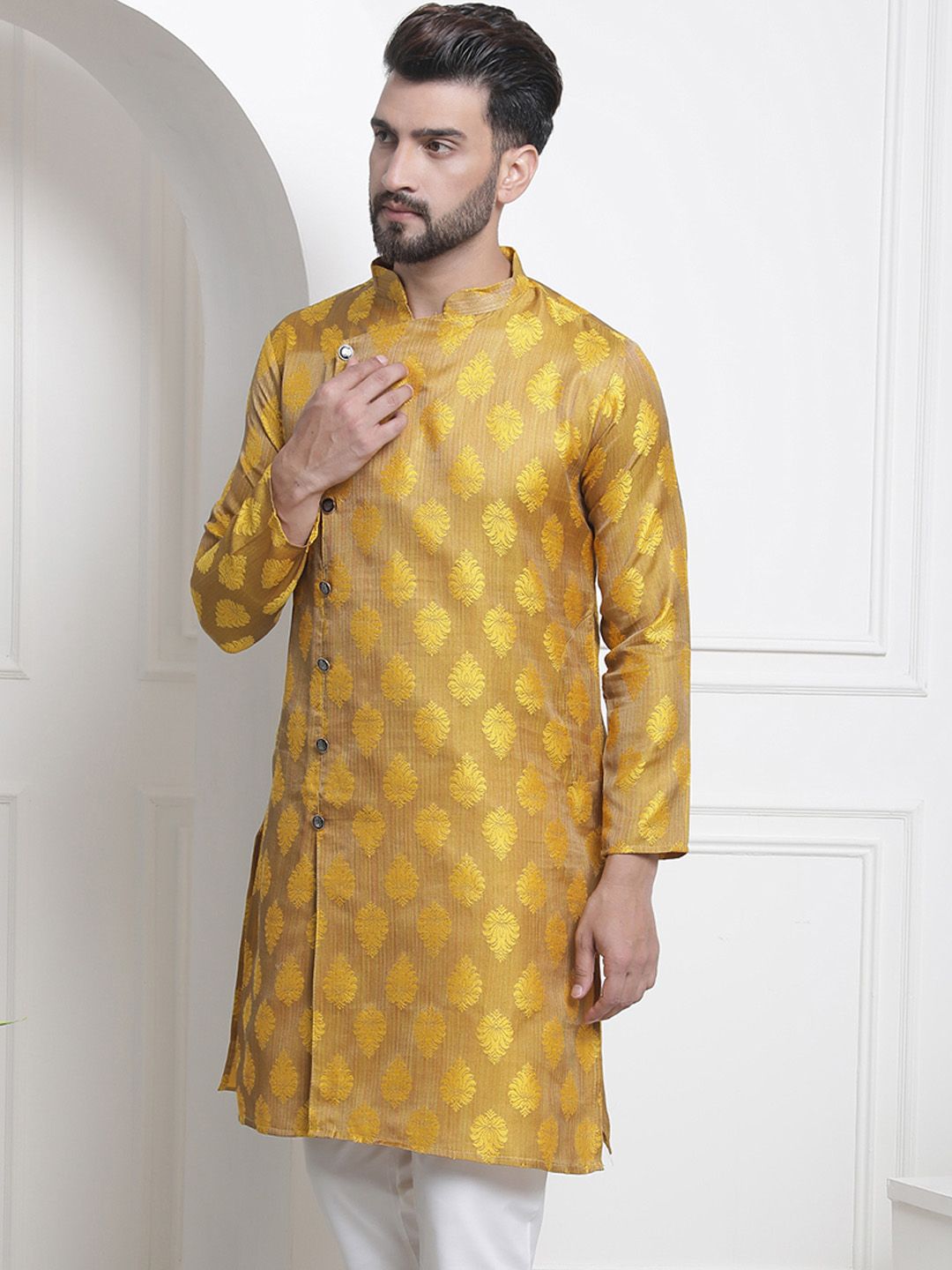 SOJANYA Men Gold-Toned & Mustard Woven Design Jacquard Silk Straight Kurta