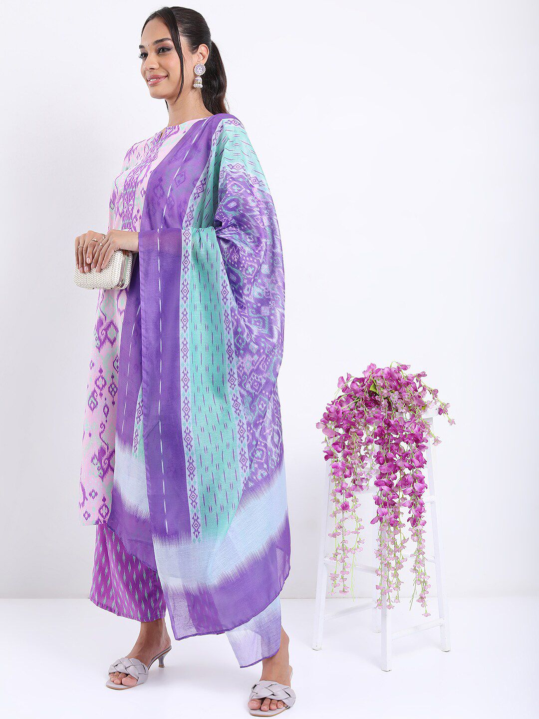 Vishudh Ethnic Motifs Printed Straight Kurta with Palazzos With Dupatta