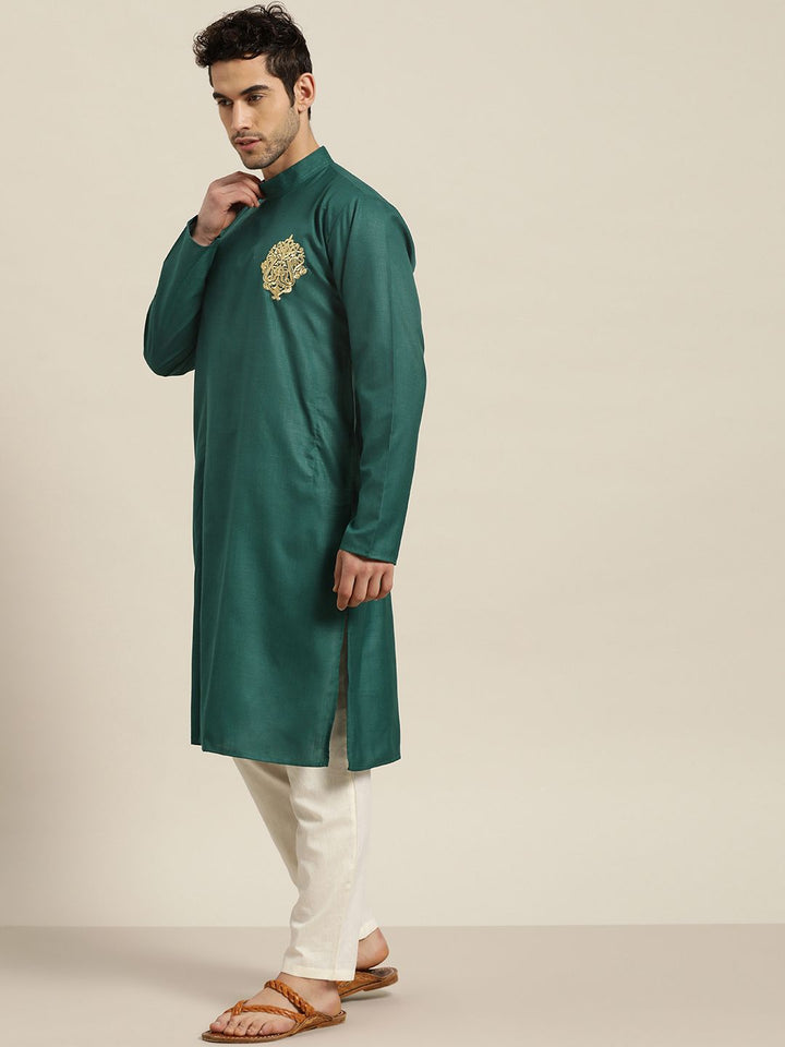SOJANYA Men Green Solid Pure Cotton Kurta