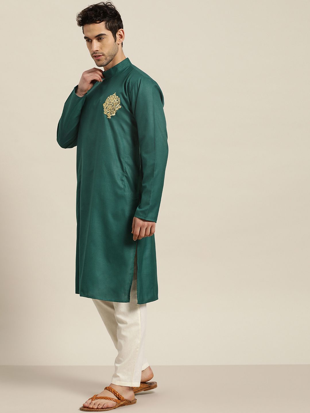 SOJANYA Men Green Solid Pure Cotton Kurta