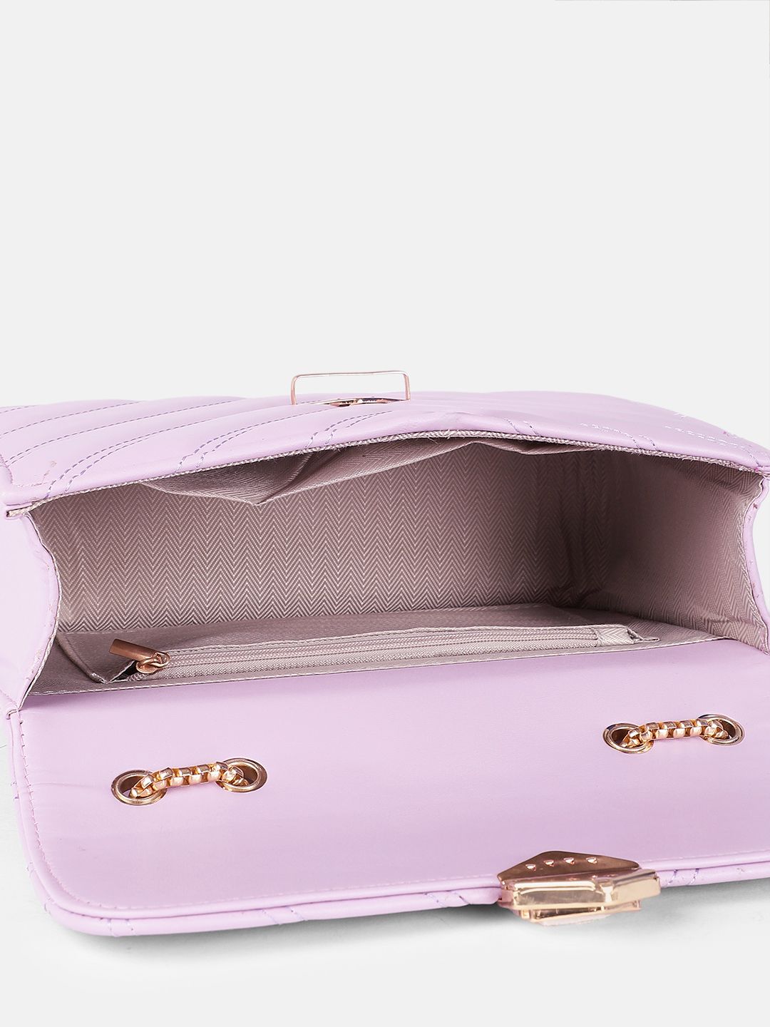DressBerry Quilted Shoulder Bag