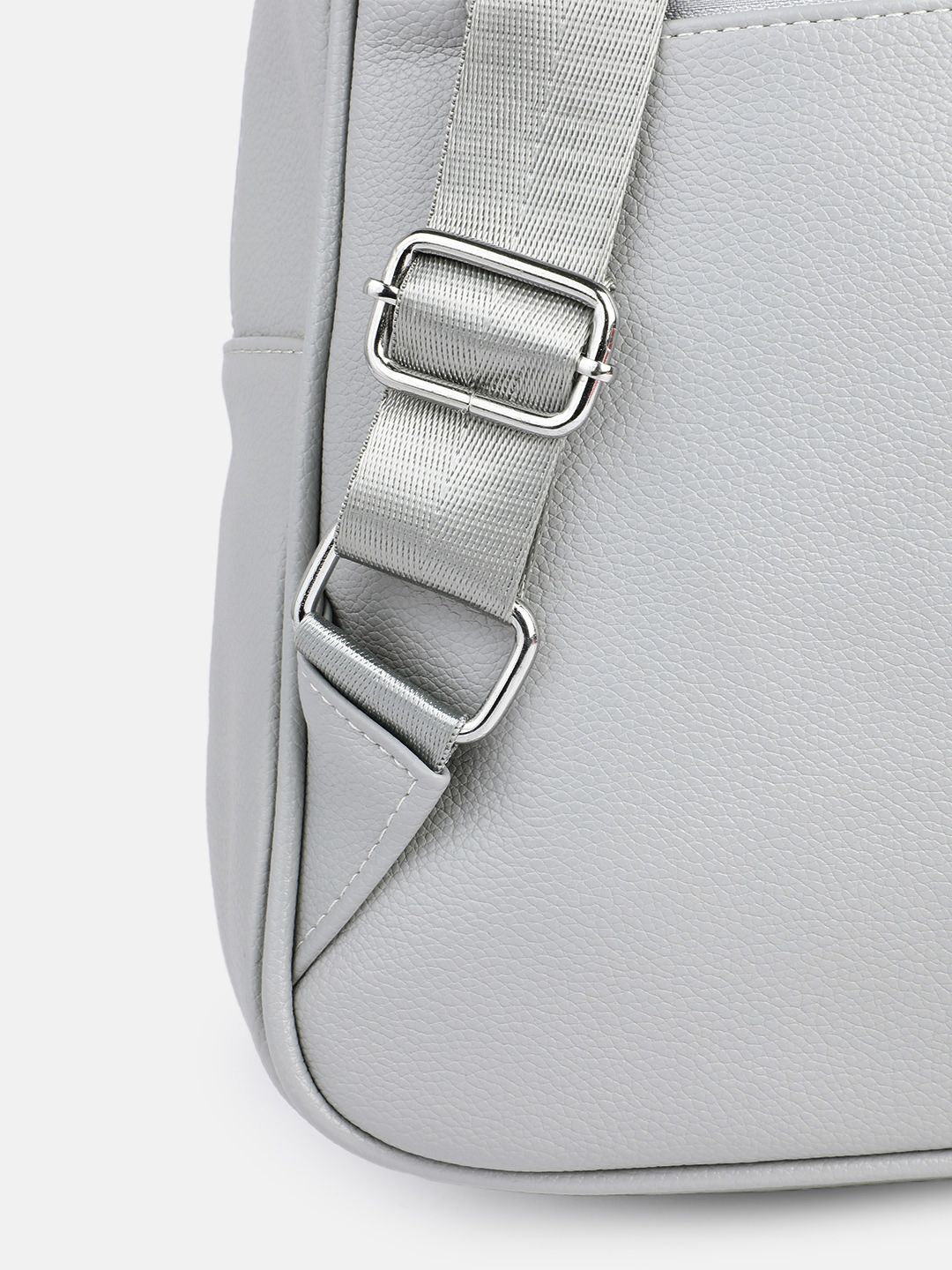 DressBerry Textured Backpack